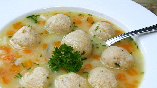 Jak uvařit kaldoun? Uvařte si s námi výbornou staročeskou polévku krok za krokem