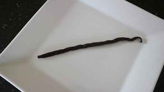 Jak si dopřát lahodnou vůni vanilkového lusku? S jeho přípravou vám poradí video