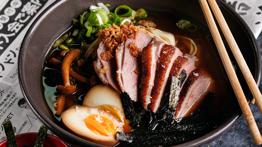 Jak si vychutnat kachní maso? Báječné je pečené v troubě s kmínem i na asijský způsob