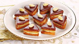 Jak rozpůlit mandle? Poradíme jednoduchý trik, se kterým to zvládnete raz dva