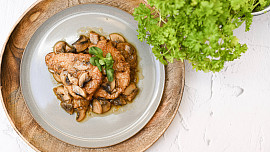 15 nejlepších receptů z kotlety: Vychutnejte si šťavnaté maso na různé způsoby