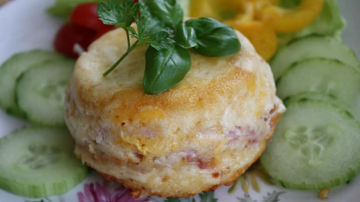 Smažený sýr z hrnku? Pochutnáte si. Už žádné obalování a vyteklý sýr na pánvi