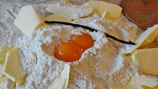 Jak nechat změknout máslo. 10 tipů pro rychlé povolení oblíbeného tuku