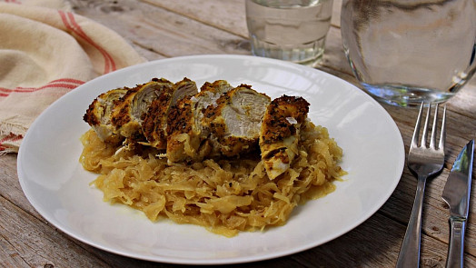 Jak a čím zahustit přílohové zelí? Poradíme vám hned několik možností zahuštění