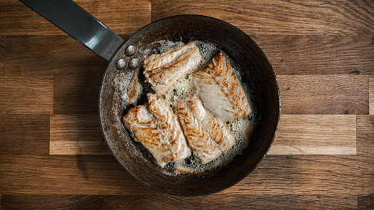 Jaký tuk je nejvhodnější ke smažení masa? Správným výběrem docílíte lahodné chuti