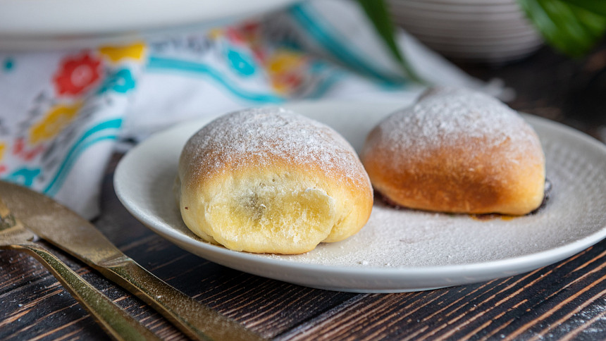 Proč prosévat moučkový cukr. Vzpomínáme, jak nás to učily naše babičky