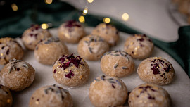 Perníčky s rumovou polevou: Pochutnejte si na dokonalé kombinaci cukroví a polevy