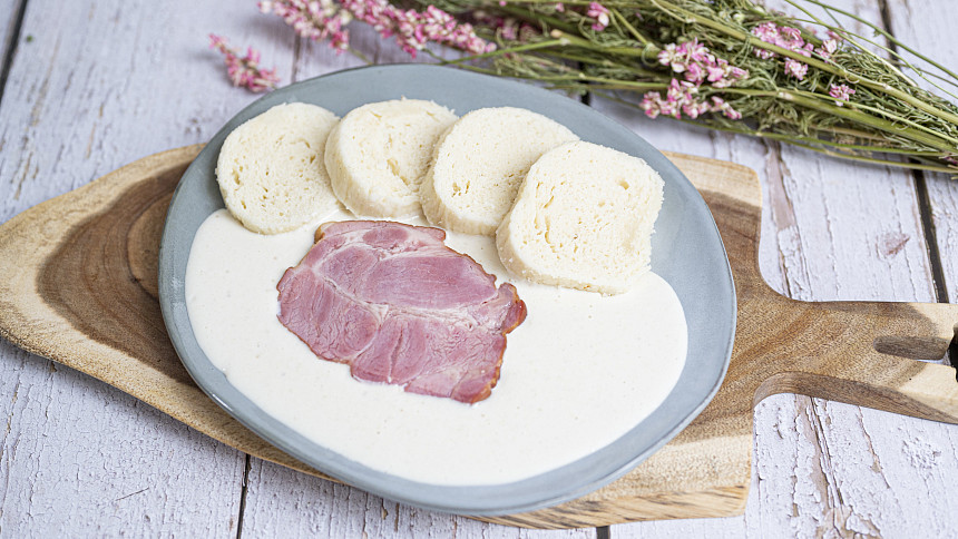 15 voňavých receptů s uzeným masem: Využijte do těchto pokrmů doma vyuzené pochoutky