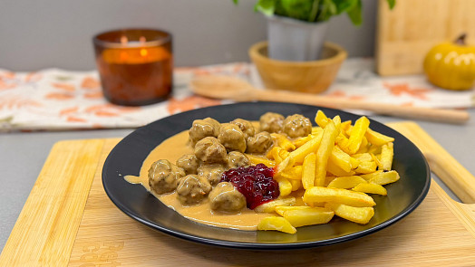 „Ikea“ kuličky snadno připravíte i doma. Naučte se je podle videonávodu