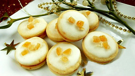 Linecké cukroví, jak ho znáte i neznáte. Od jednoduchých tvarů po luxusní kousky