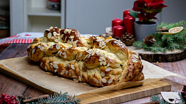 Nadýchaná domácí vánočka: Upečte ji podle našeho videonávodu a vždy se vám povede