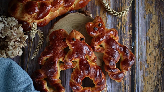 Co nadělit dětem k Mikuláši? Něco dobrého upečte nebo vyzkoušejte domácí čokoládu