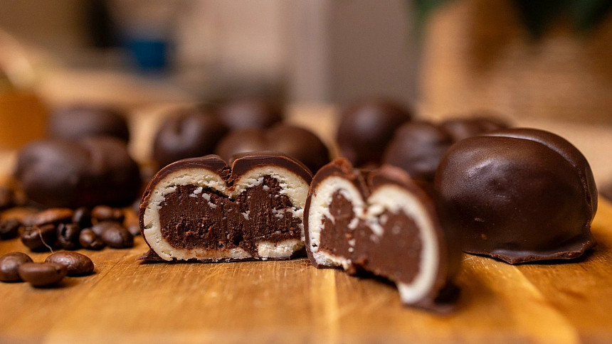 Jak na nepečené cukroví bez alkoholu? Smlsněte si na cukroví, které mohou i děti