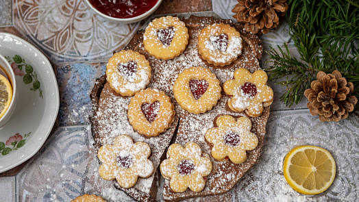 Proč se drolí linecké těsto? Prozradíme několik častých chyb, které to způsobují
