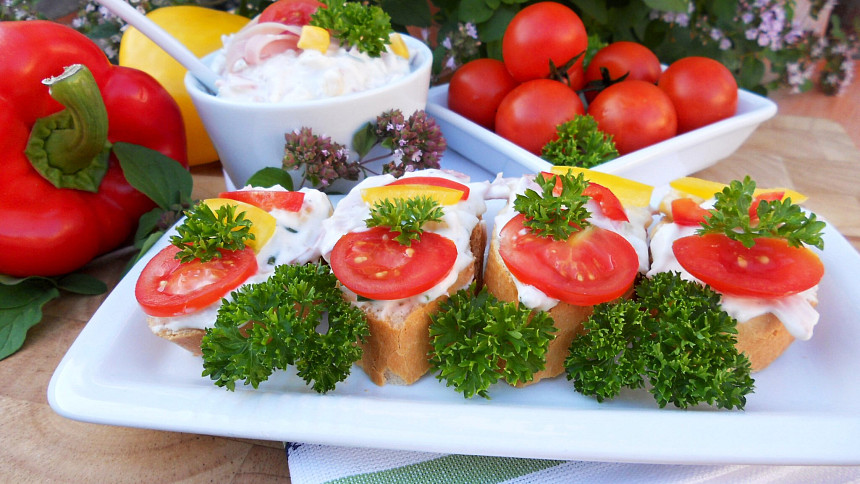 Jaké pomazánky jsou vhodné na dětskou oslavu? 5 nejoblíbenějších a snadných receptů