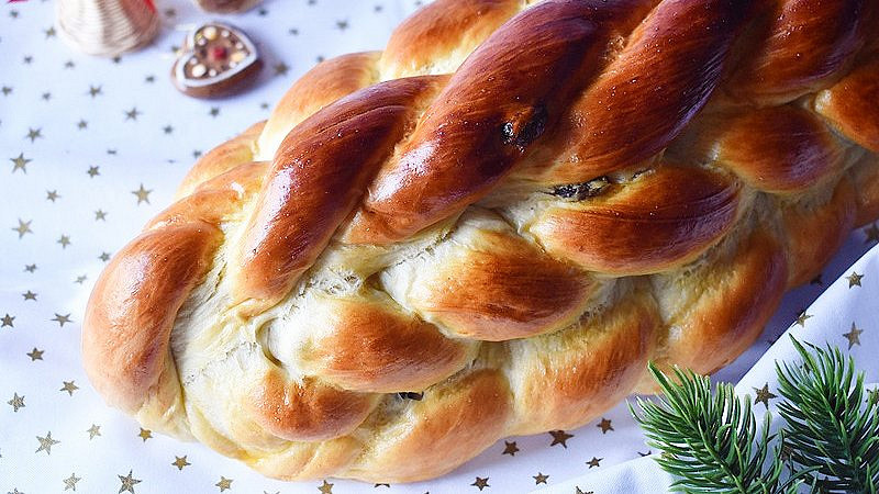 Jak zabránit rozjetí vánočky při pečení? Zkuste 6 osvědčených vychytávek