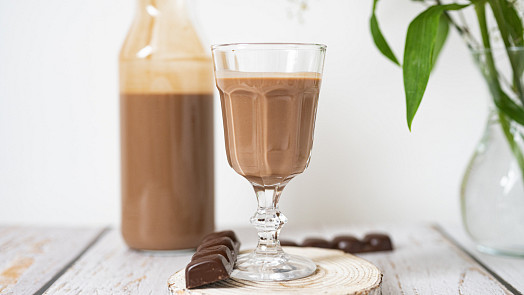 Jak udělat likér z Ledových kaštanů? Radost udělá každému milovníkovi čokolády