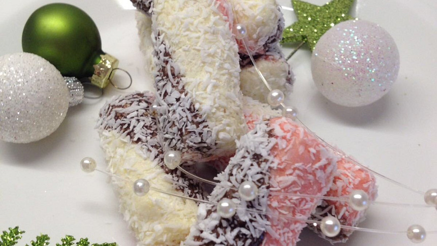 Kokosový salám krok za krokem: Nepečené cukroví zvládnete snadno, rychle i barevně