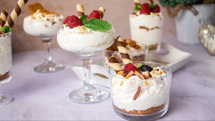 Lahodný krém z mascarpone a šlehačky: Připravte si jednoduché potěšení podle videa