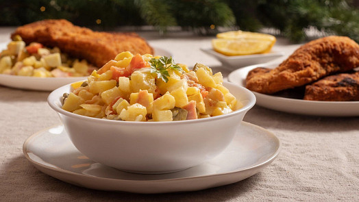 Jak zabránit zkvašení bramborového salátu? Pozor dejte především na ochutnávače