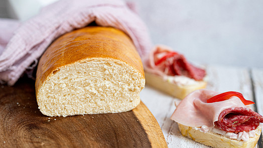 Jak upéct domácí veku? Připravte bezkonkurenční chlebíčky z vláčné veky