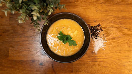 Zelňačka: Uvařte si poctivou polévku, kterou připravíte z dobře dostupných surovin