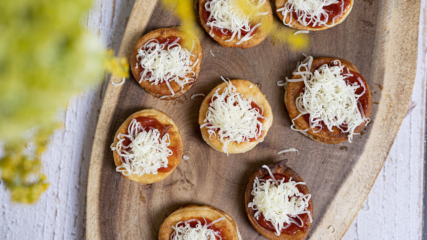 Langoše jako jednohubky: Připravte za pomoci videa originální slané pohoštění