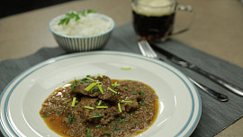 Jak připravit roštěnou na celeru? Šťavnaté plátky získají jedinečné celerové aroma