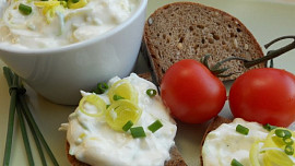 Jemná pórková pomazánka: Připravíte ji bleskurychle a je lehká, svěží a zdravá