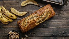 Banana bread bez trouby: Zdravý moučník, který můžete připravit i v pomalém hrnci