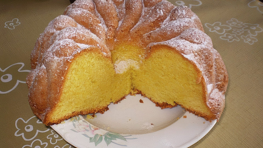 Zbyl vám po svátcích vaječný likér? Máme nápady, jak ho upotřebit, aby jen nepřekážel