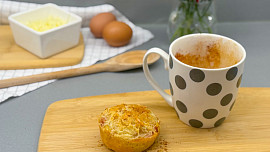 Smažák lze připravit i v hrnku. Videonávod vám ukáže, jak na to