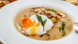 15 vydatných polévek, které zasytí i zahřejí: Výběr pro milovníky zeleniny i masa