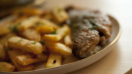 Pstruh po mlynářsku: Zařadit ryby do jídelníčku se vyplatí, a to nejen pro chuť