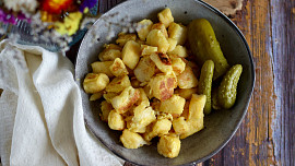 Knedlíky s vajíčkem: Jednoduché jídlo báječně zasytí a potěší vaše chuťové pohárky