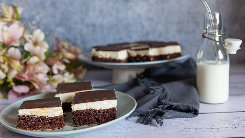 Tvarohová náplň, které neodoláte: Jak ji perfektně připravit do báječných Míša řezů