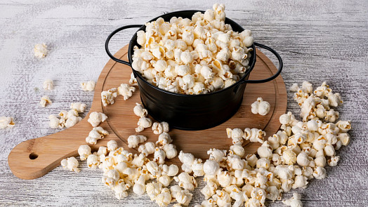 Proč si pořídit popcornovač? Šikovný pomocník, který vykouzlí čerstvý popcorn