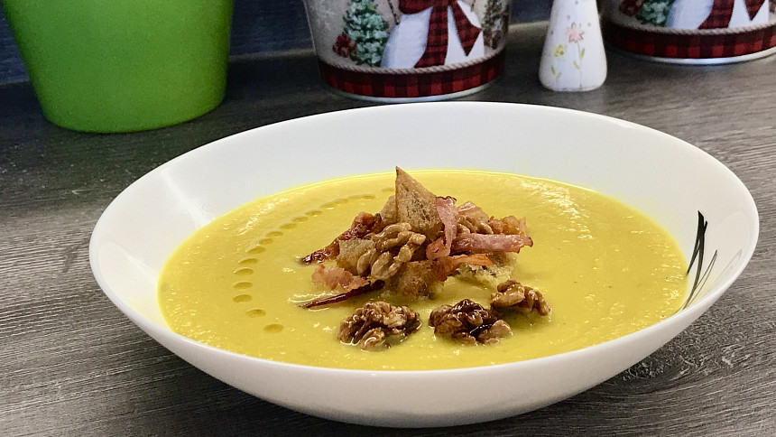 Skvělé chuti některých polévek a vývarů dosáhnete díky neobvyklé ingredienci