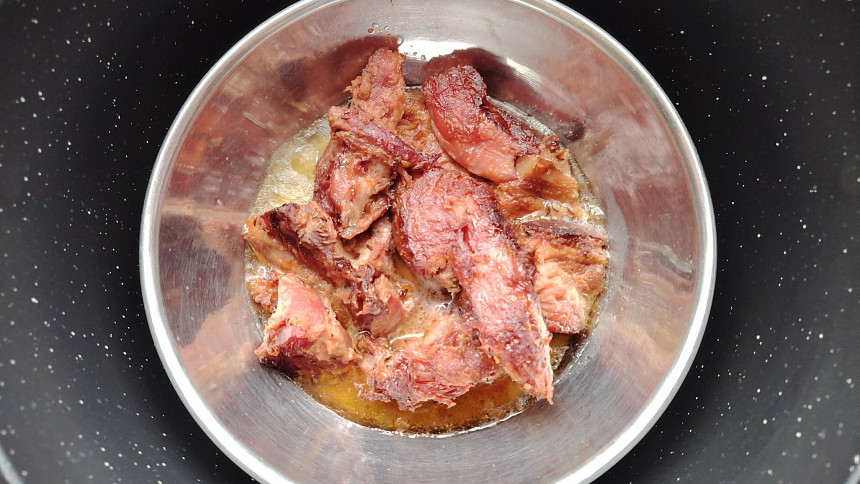 Jak upéct v remosce malou porci: Pomůže pečicí papír, silikon i kovový ráfek