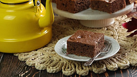 Báječný perník na plech: Upečte si buchtu, která se hodí k snídani i svačině