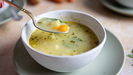 Jak udělat jíšku. Jednoduchý způsob, jak doladit polévky a omáčky k dokonalosti