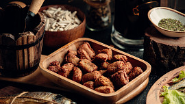 Chyby při přípravě škvarků: Vysušené a tvrdé kousky jsou obrovským pochybením