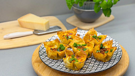 Minilasagne jsou roztomilé a snadné. Uvařte originální večeři podle videonávodu