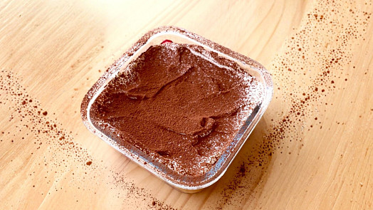 Svačinka bez výčitek: Zkuste zapečený proteinový dezert s ovocem podle videa