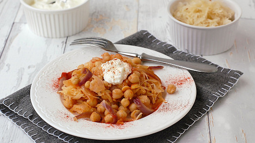 Jak uvařit chutný segedín, tentokrát bez masa. Zkuste pro změnu recept s cizrnou