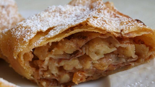 Závin 5x jinak: Inspirujte se nejoblíbenějšími recepty z různých těst i náplní