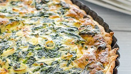 Quiche jako z Francie: Ochutnejte slaný koláč se špenátem pro každou příležitost