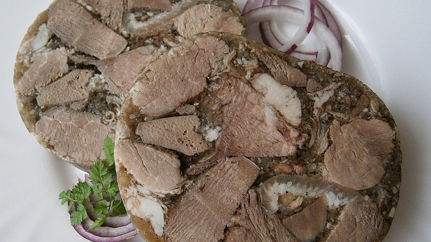 Máte rádi zabijačkové speciality? V našem přehledu najdete i rady k domácí výrobě