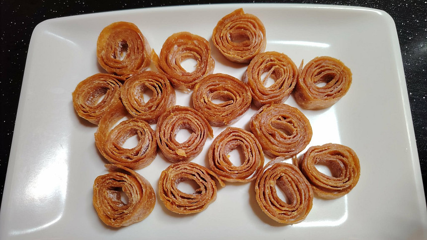 Spirálky ze sušeného ovoce, které už nikdo nechce. Tento restart skvěle chutná!