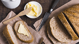 Jak zamrazit máslo, aby vydrželo? S našimi radami a tipy vydrží až jeden rok